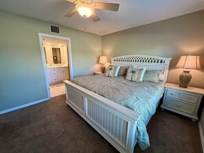 3 bedrooms, free WiFi, bed sheets