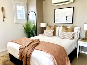 1 室のベッドルーム、アイロン / アイロン台、WiFi (無料)、ベッドシーツ