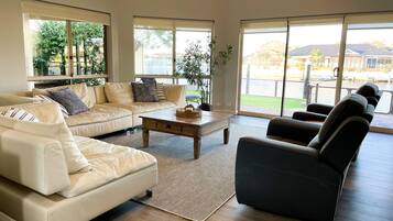 Smart TV, DVD player, stereo