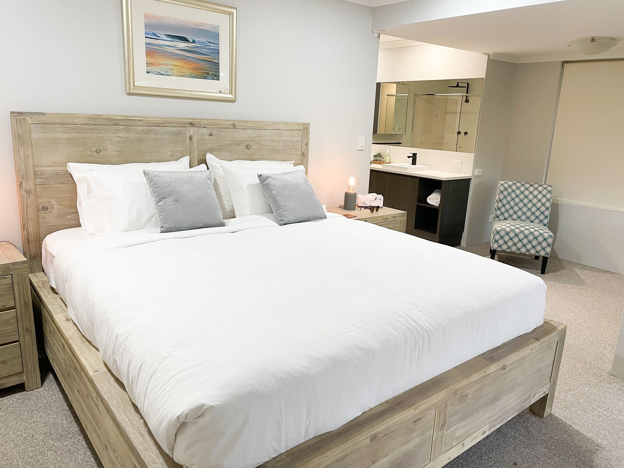 4 bedrooms, iron/ironing board, travel crib, free WiFi