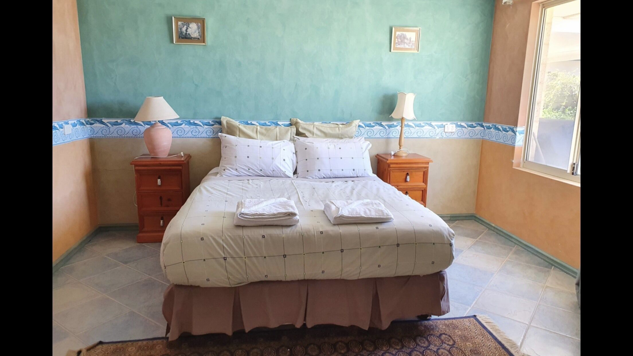 AVALON BAY BEACH HOUSE — image 15