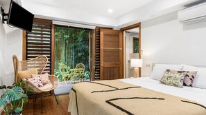 7 chambres, fer et planche à repasser, Wi-Fi, draps fournis