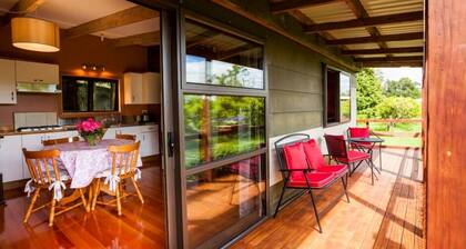 »Venez trouver un petit paradis...«