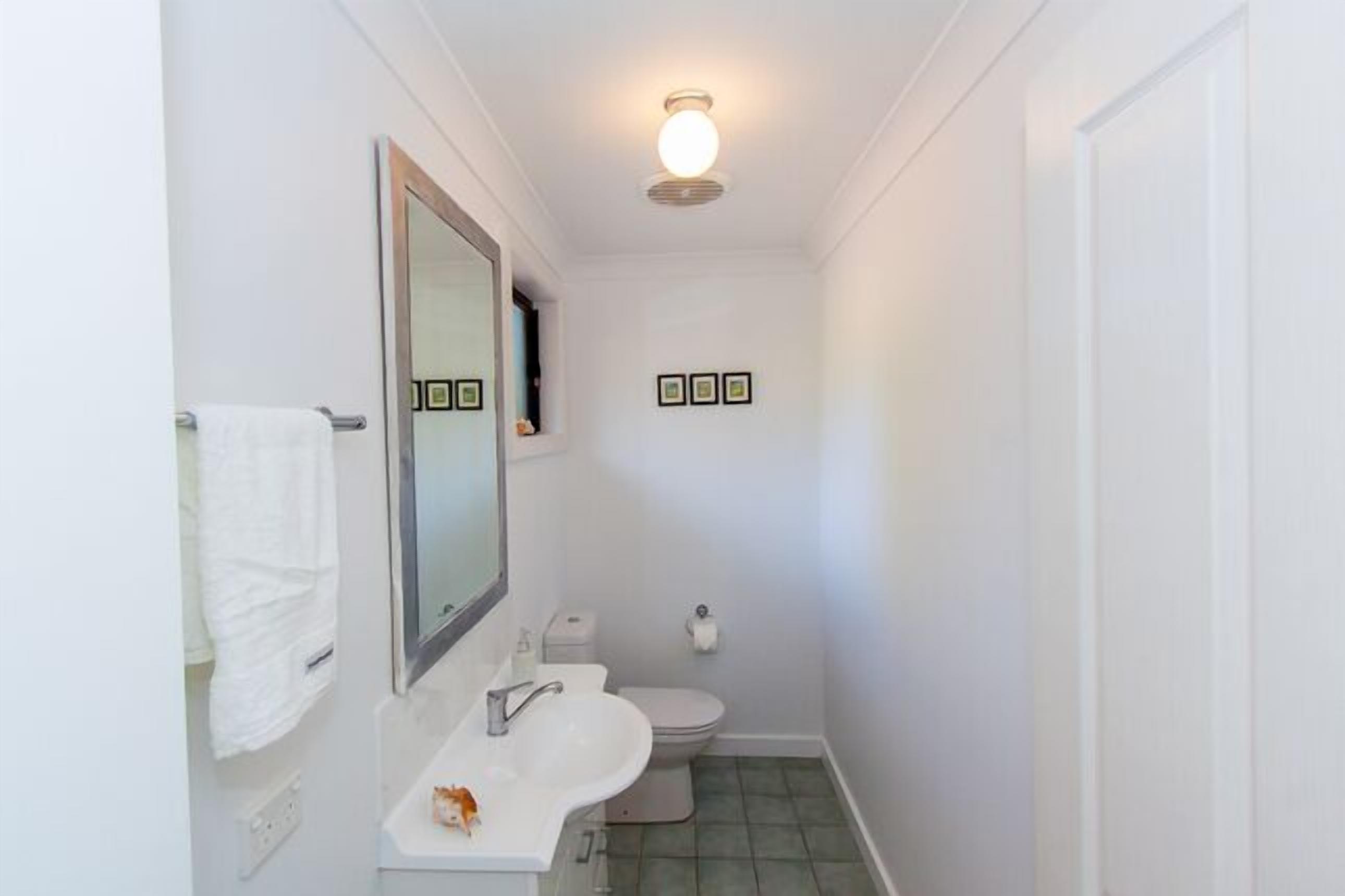 Kookaburra Retreat - Berowra Heights — image 18