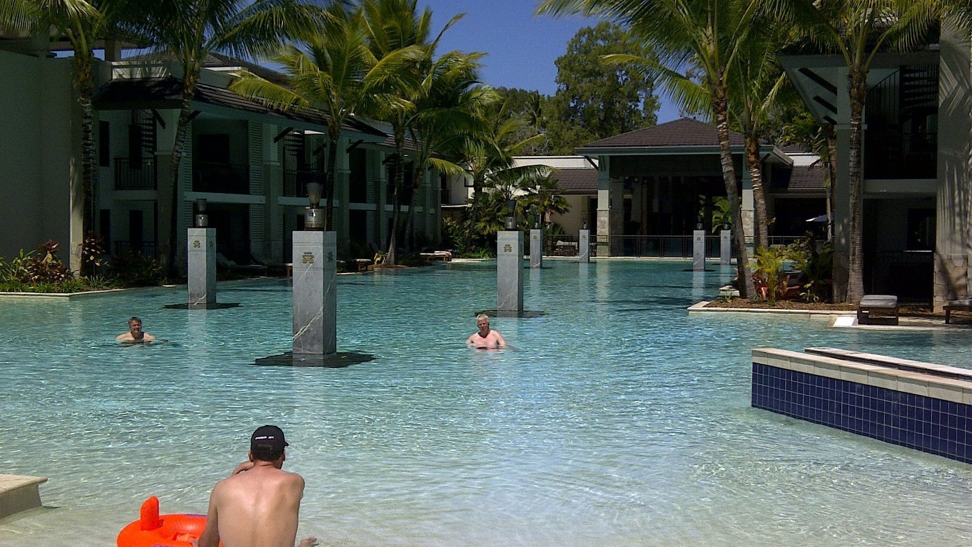 Sea Dome Port Douglas Penthouse 239 — image 6