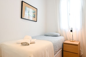 3 bedrooms, iron/ironing board, wheelchair access - Madrid Centro-Downtown-Gran Vía-Callao M (SON1) (Madrid)