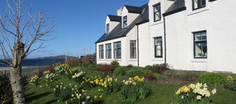 Much loved family-friendly house, coastal setting in the Highlands