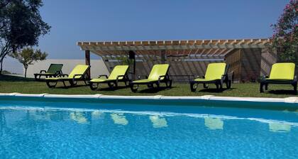 Villa with privacity and near beaches. Private swimming pool and great garden