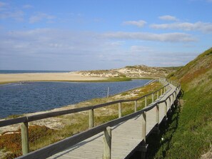 Solsenger og strandhåndklær