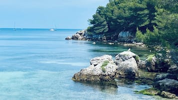 Beach nearby, sun loungers
