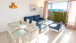 Dining - CAPDEVILA-apartment with sea views-Llafranc-Costa Brava (Llafranc)
