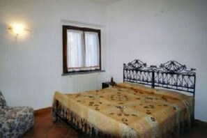 2 Schlafzimmer, Bügeleisen/Bügelbrett, Bettwäsche