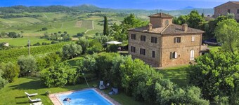 Typical villa with private pool in a panoramic position in southern Tuscany, a few kilometres from t