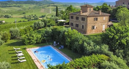 Typical villa with private pool in a panoramic position in southern Tuscany, a few kilometres from t