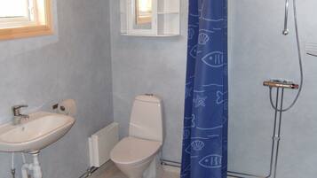 Shower, towels