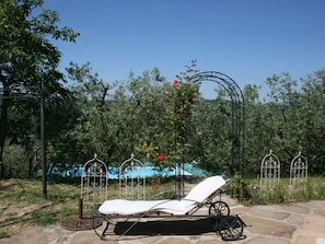 Pool - Typical stone house for two persons. Romantic, panoramic, quiet. Wi-Fi access, outdoor jacuzzi and p (Subbiano)
