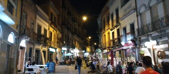 カデロス - カリアリセンターapt