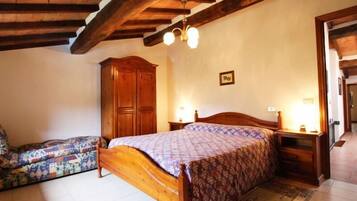 9 chambres, fer et planche Ă repasser, Wi-Fi