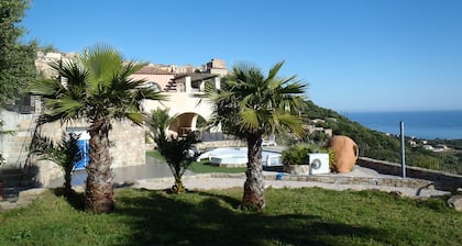 House / Villa - MONTICELLO