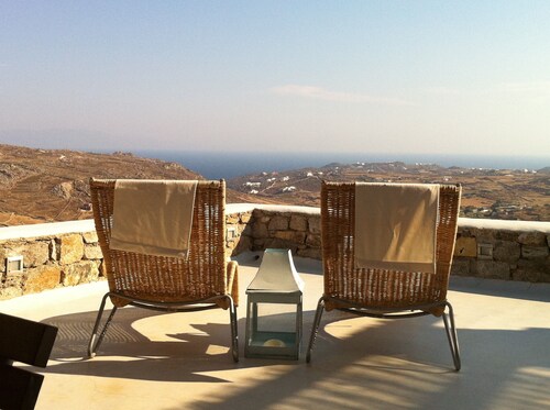 Beautiful Villa In A Quiet Location