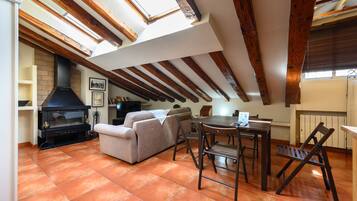 Smart TV, DVD player