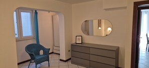 Interior - Beautiful house with garden 100 m from the sea. Sinis Regional Park - Montiferru (Torre del Pozzo)