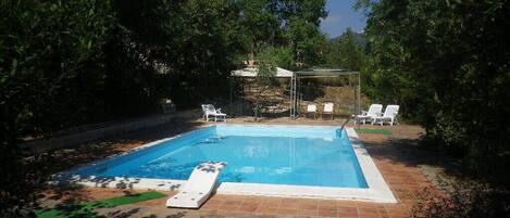 Piscine extérieure