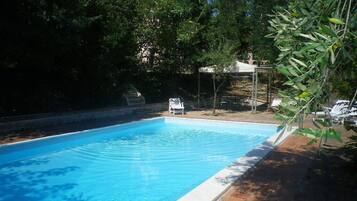 Utomhuspool