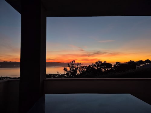 Villa with stunning lagoon views and pool