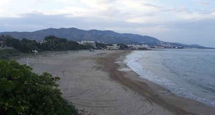 TOWNHOUSE ROMANA BEACH, ALCOSSEBRE, IDEAL FAMILIES. SWIMMING POOL, BARBECUE, A / C, TERRACE