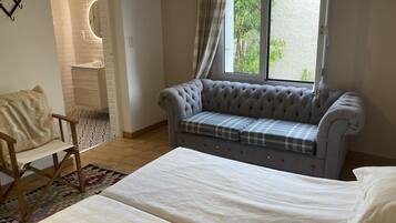 3 chambres, fer et planche Ă repasser, Wi-Fi, draps fournis