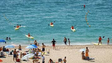 Beach nearby, sun loungers