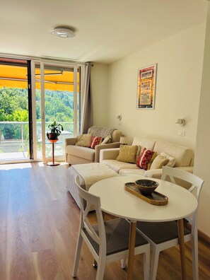 تلفزيون ذكي