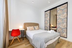 1 bedroom, iron/ironing board