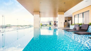 Outdoor pool, sun loungers