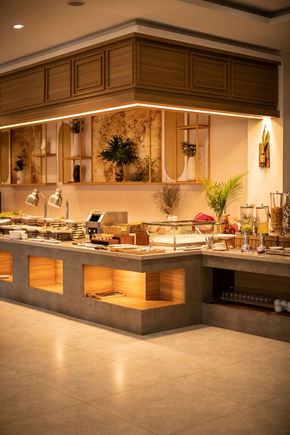 Free daily buffet breakfast - Thanh Mai (Buon Ma Thuot)