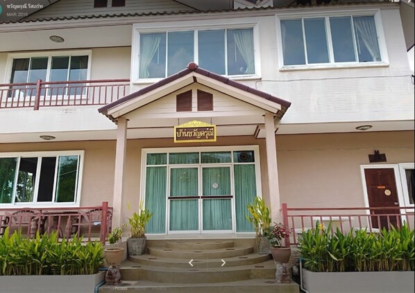 Ngoại thất