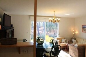 Interior - Large luxury villa T4 1 km from the ocean on the Landes coast  (Messanges)