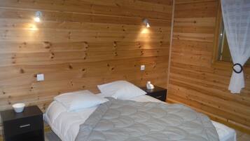 4 chambres, fer et planche Ă repasser, Wi-Fi gratuit