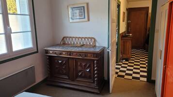 1 quarto, ferros/tábuas de passar roupa, Wi-Fi de cortesia