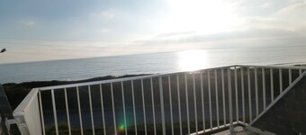 2-star sea view apartment in Kervoyal