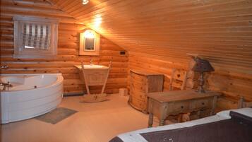 2 chambres, fer et planche Ă repasser, draps fournis