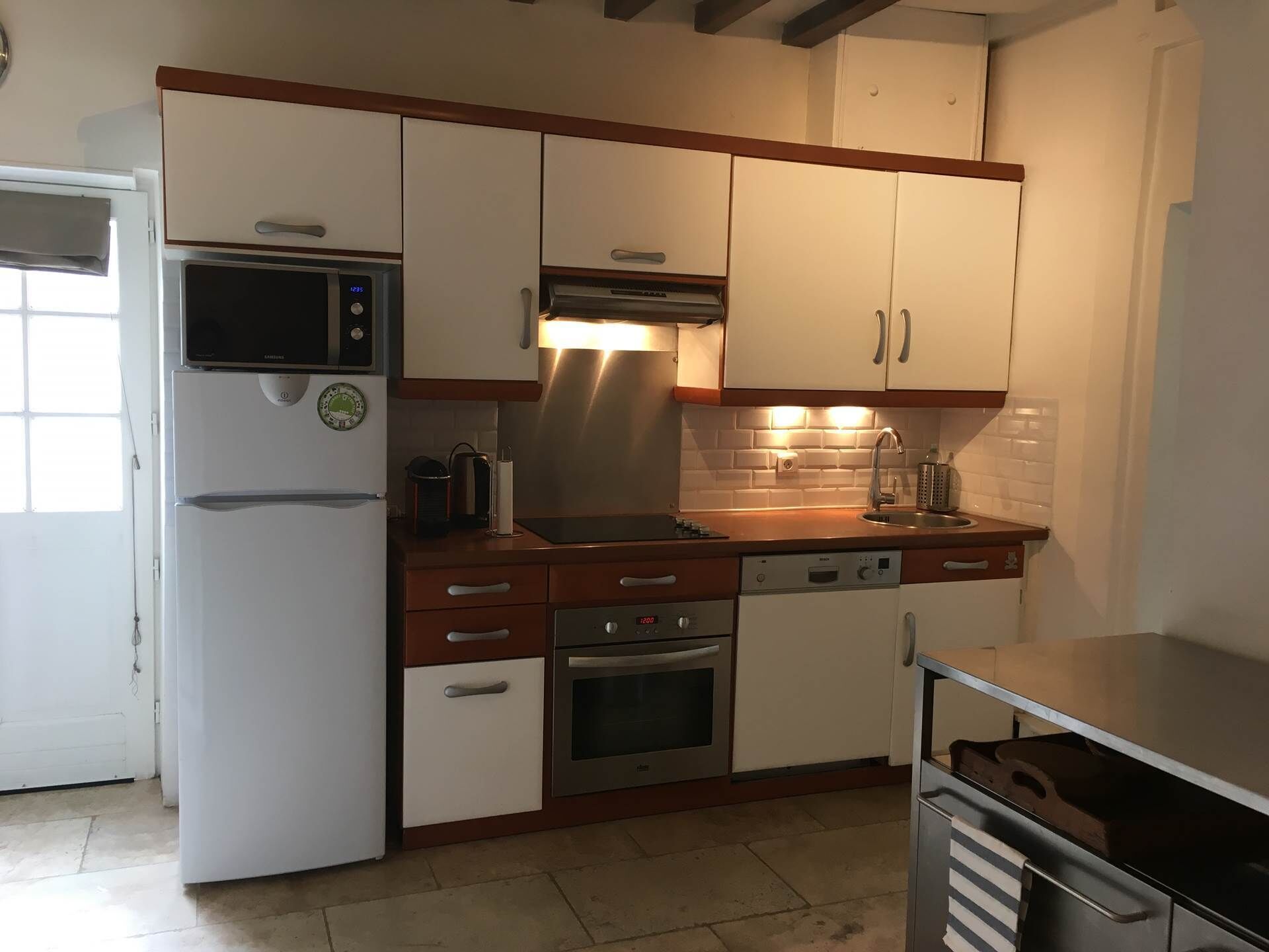 Køleskab, mikrobølgeovn, ovn, opvaskemaskine