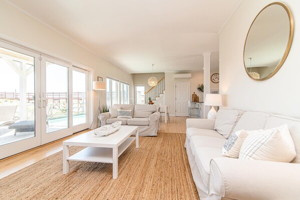 Smart TV, DVD player