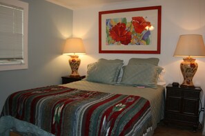 1 soverom, strykejern/-brett, wi-fi og sengetøy