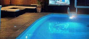 DEMEURE ARIEGEOISE A 5 MINUTES DE SAINT GIRONS AVEC PISCINE ET SAUNA