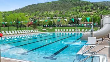 Piscine extérieure, piscine chauffée