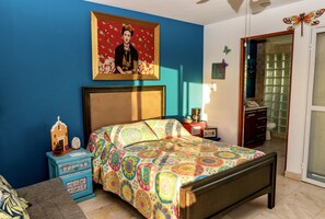 4 habitaciones, escritorio, tabla de planchar con plancha y wifi gratis 