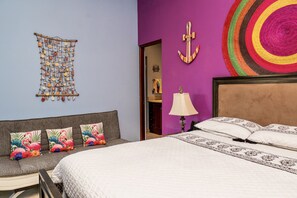 4 bedrooms, desk, iron/ironing board, free WiFi