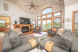 TV connectée, console de jeux vidéo, lecteur de DVD, livres